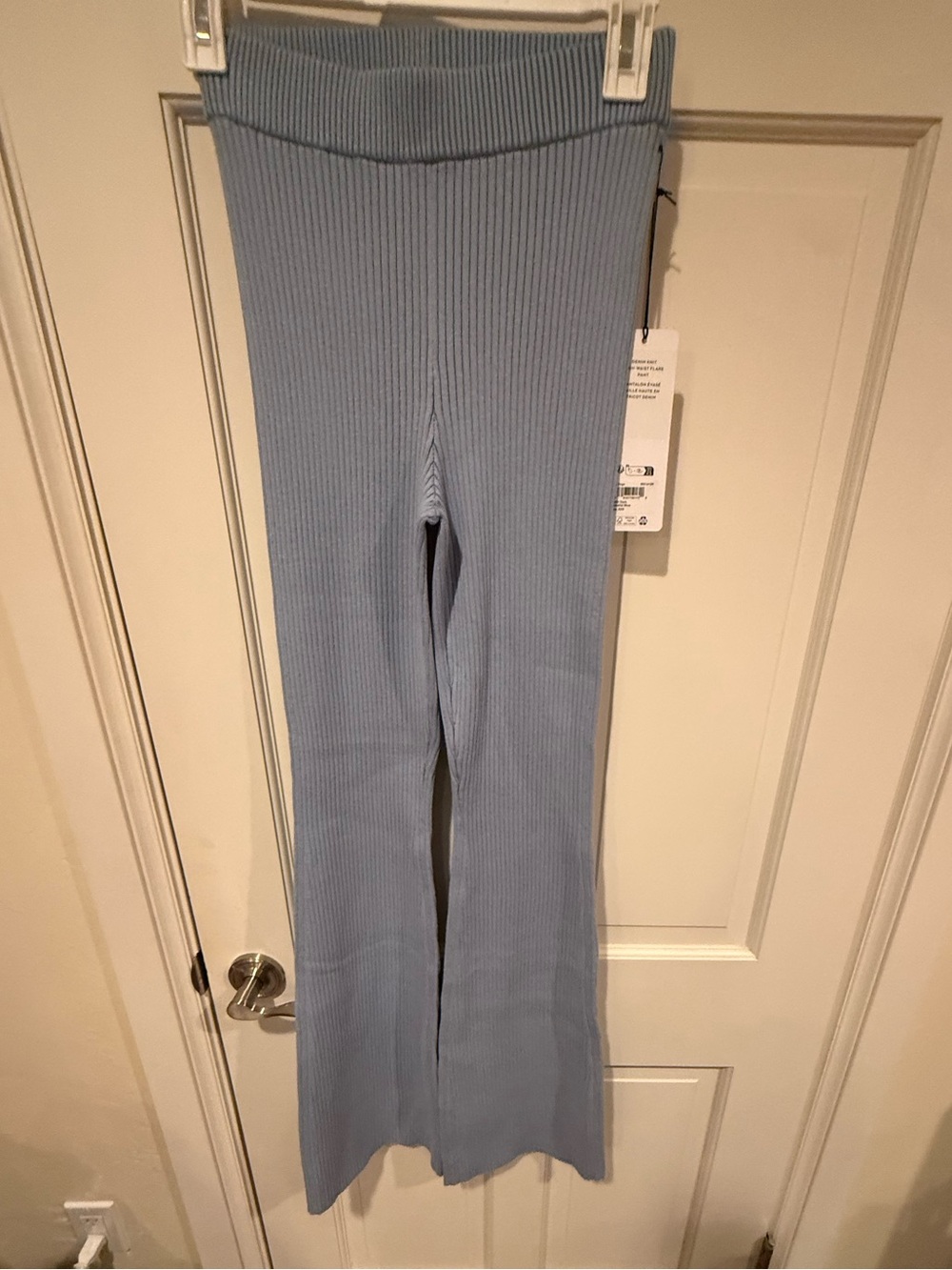 NWT ALO Yoga Denim Knit High Waist Flare Pant Celestial Blue XXS Inseam 31”